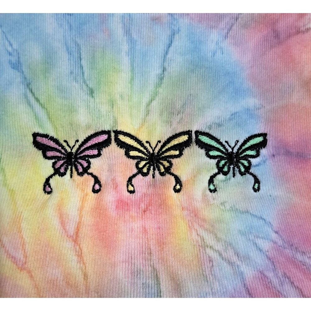 Vintage 90s Butterfly Embroidered Tie-Dye T-Shirt M Common Threads Hippie Boho N - Picture 2 of 9